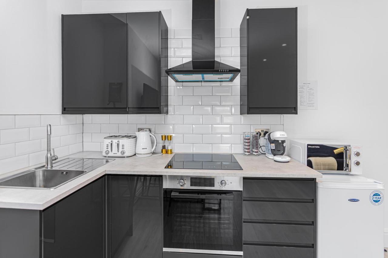 Modern 3 And 2 Bedroom Apartment In Maida Vale ロンドン エクステリア 写真