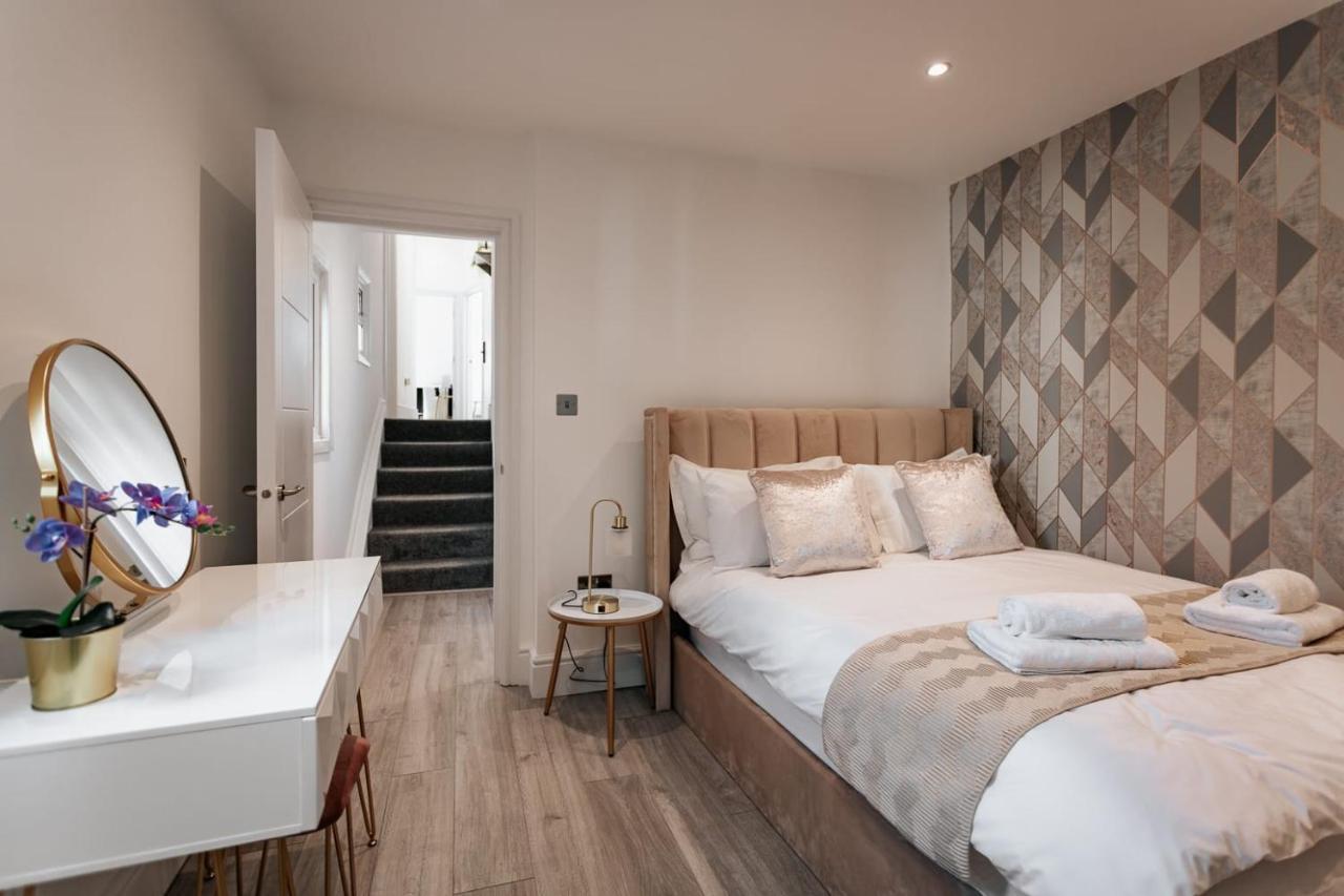 Modern 3 And 2 Bedroom Apartment In Maida Vale ロンドン エクステリア 写真